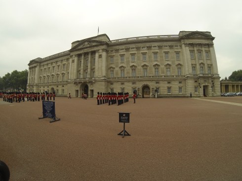Buckingham Palace - changing of the guards